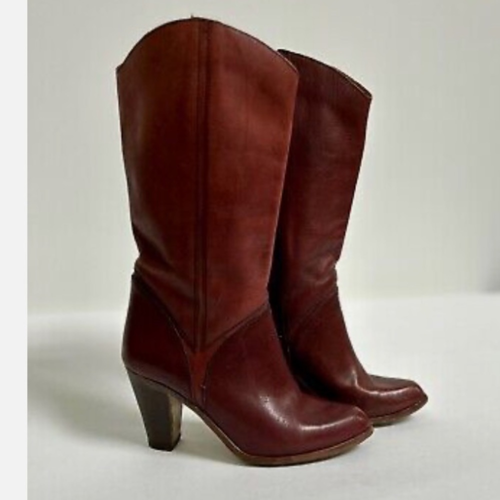 Vintage EUC Heeled Leather Merlot Colored Made in Brasil Boots